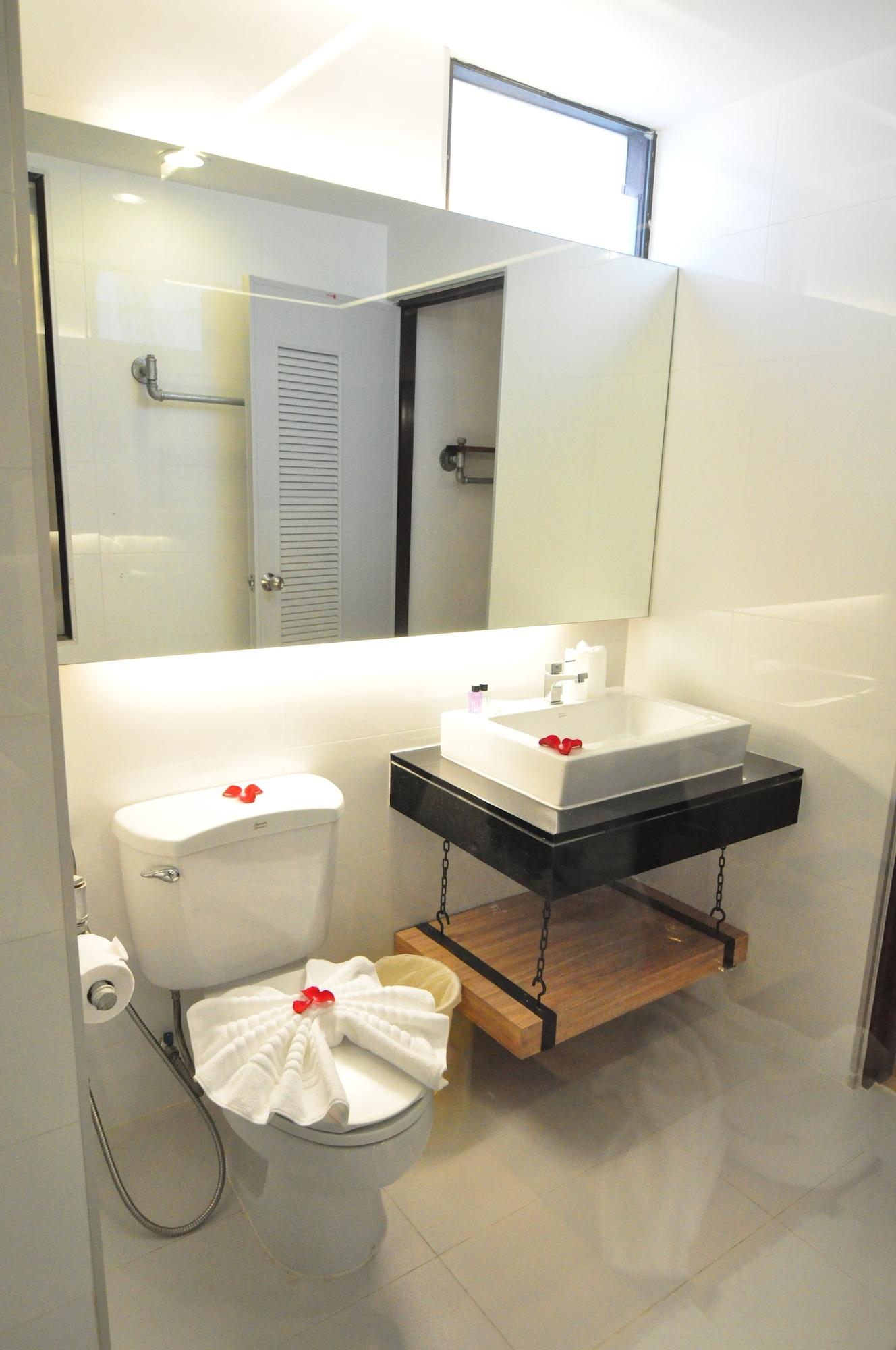 Forty Winks Phuket Hotel Patong Dış mekan fotoğraf